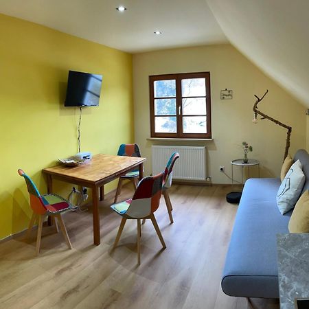 Neu Renoviertes 2Zi Appartment Im Dg Фельдкірш Екстер'єр фото