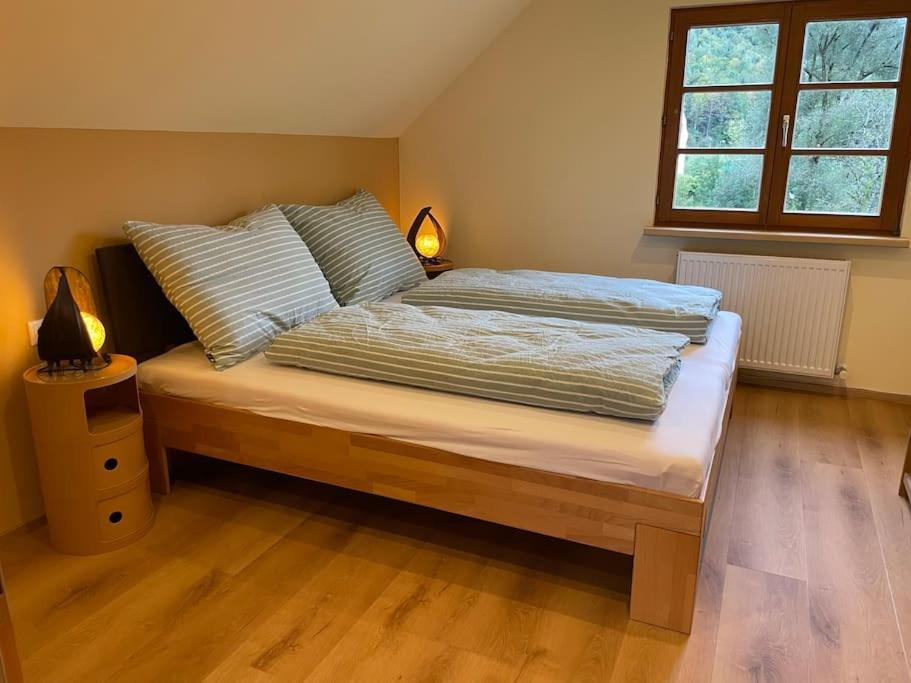 Neu Renoviertes 2Zi Appartment Im Dg Фельдкірш Екстер'єр фото